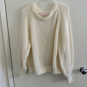 White oversize knitted sweater from pink lily